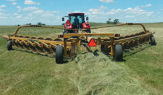 VR2040 High-Capacity Wheel Rake